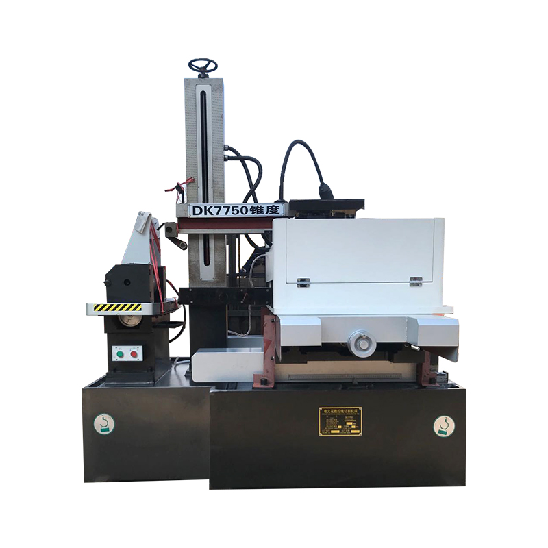 DK7750 ± 30 ° AZ 대형 테이퍼 유지 보수가없는 CNC EDM 고속 와이어 커팅 머신